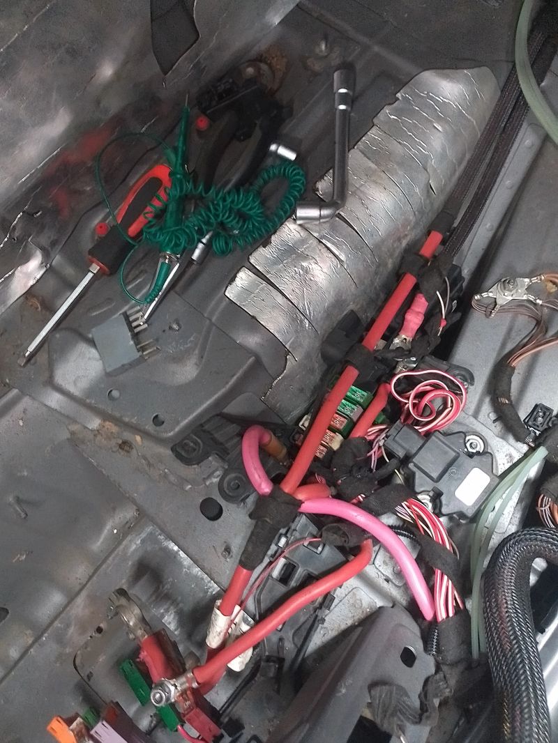 Dual Battery Power Distribution Junction