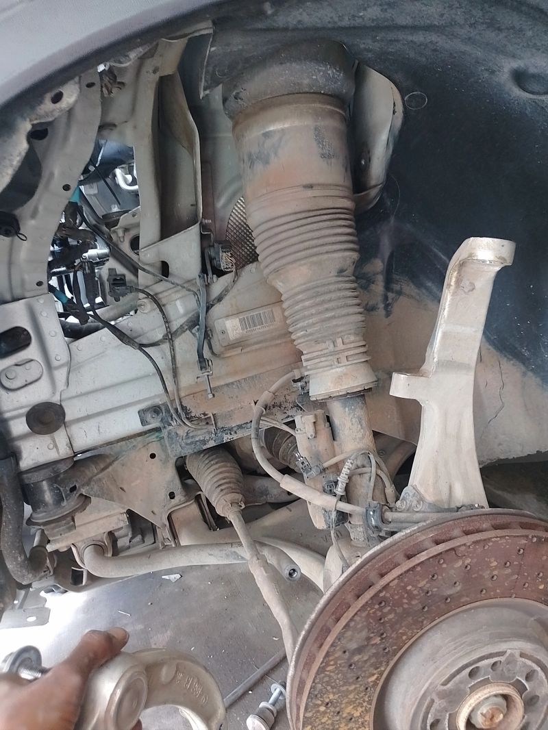 Front Air Strut & Control Arm Teardown